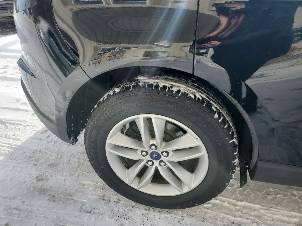 2018 Ford Edge Image 11