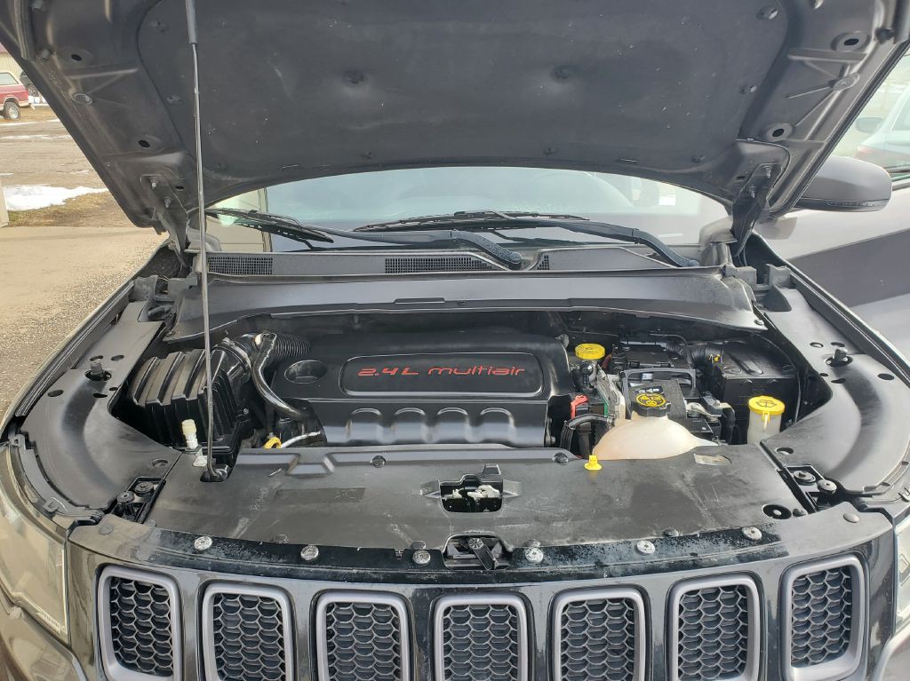 2018 Jeep Compass Image 9