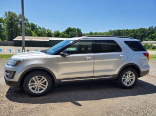 Image for 2017 Ford Explorer XLT ID: 7524077