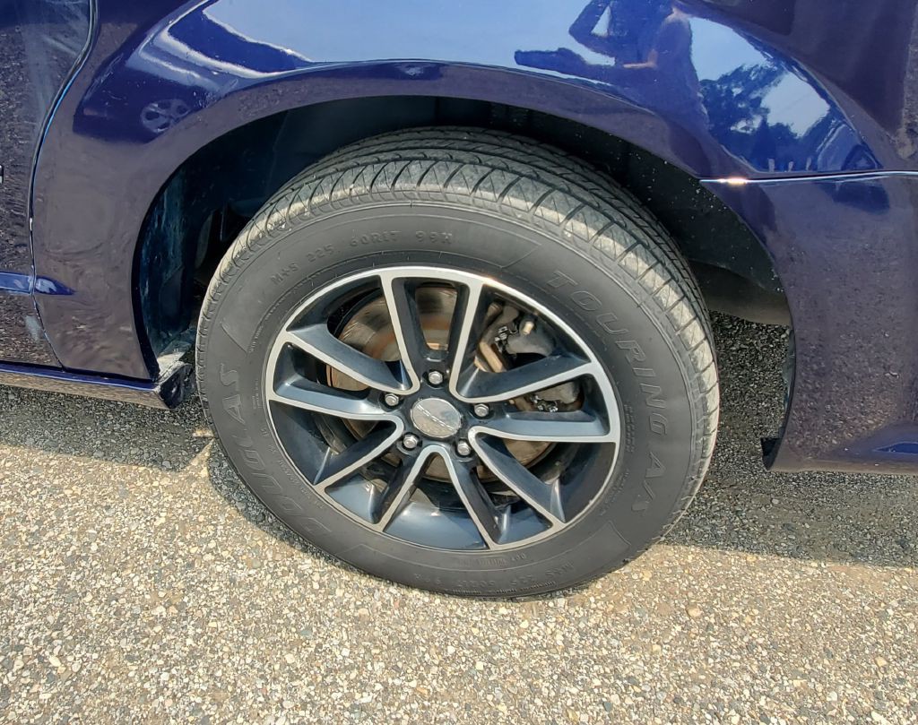 2017 Dodge Grand Caravan Image 11