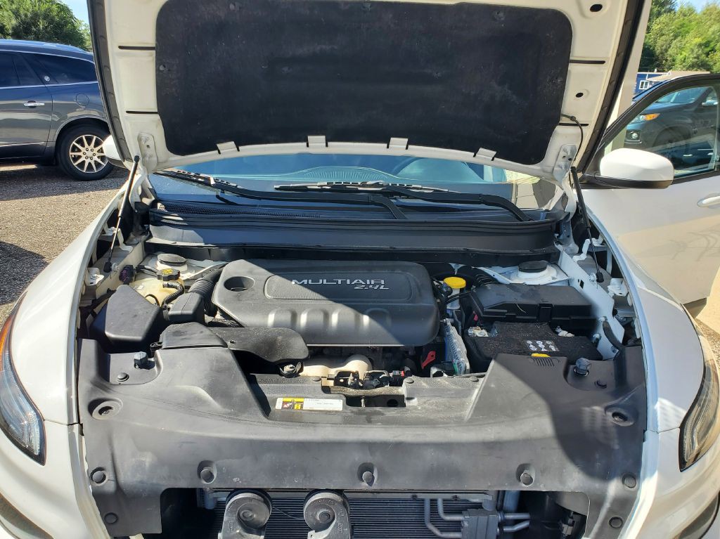 2018 Jeep Cherokee Image 9