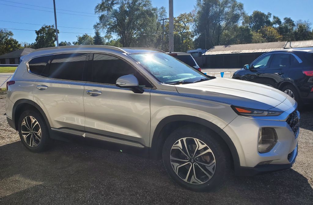 2019 Hyundai Santa Fe Image 1