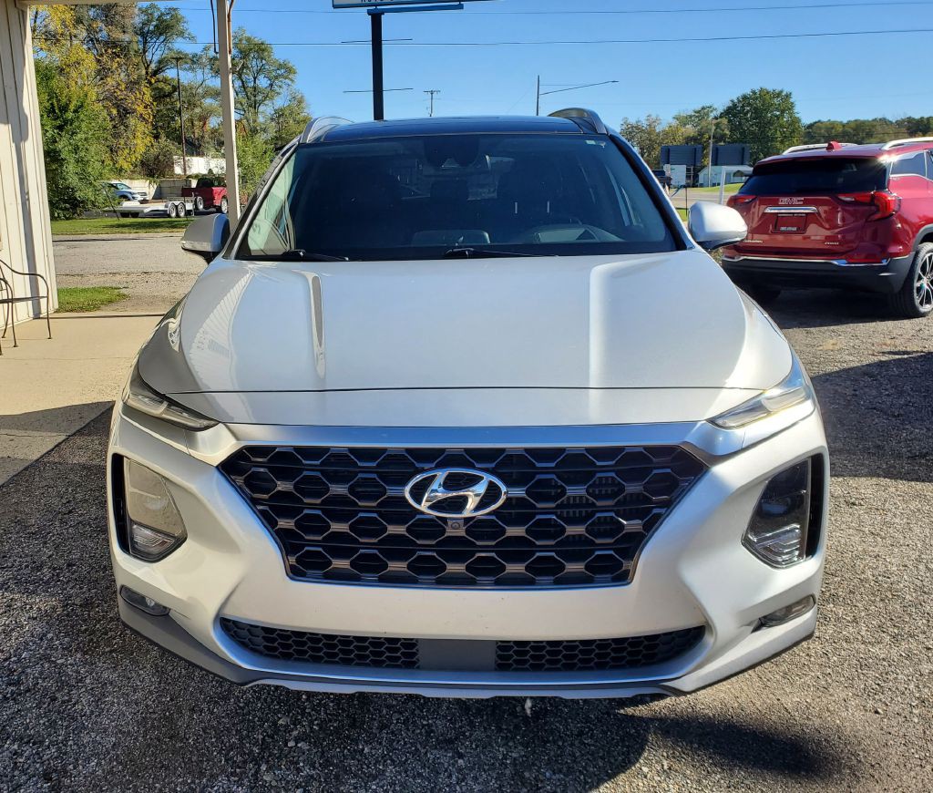 2019 Hyundai Santa Fe Image 2