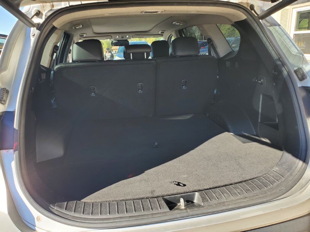 2019 Hyundai Santa Fe Image 8