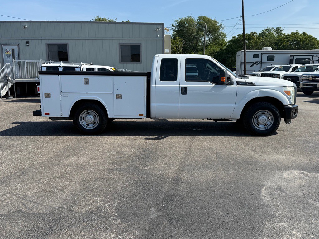 2015 Ford F-250 Image 4