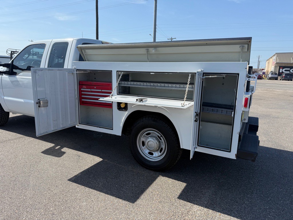 2015 Ford F-250 Image 11