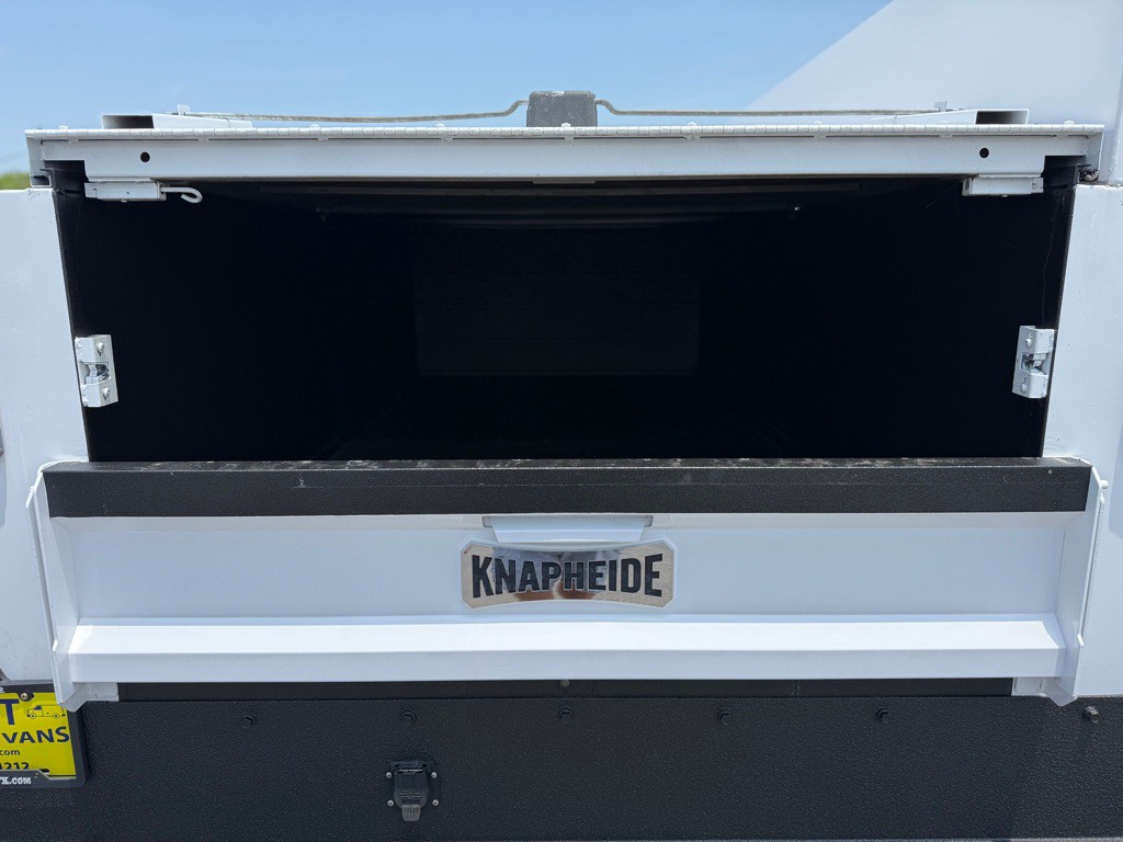 2018 Chevrolet Silverado 1500 Image 11