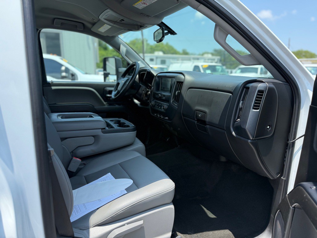 2018 Chevrolet Silverado 1500 Image 14
