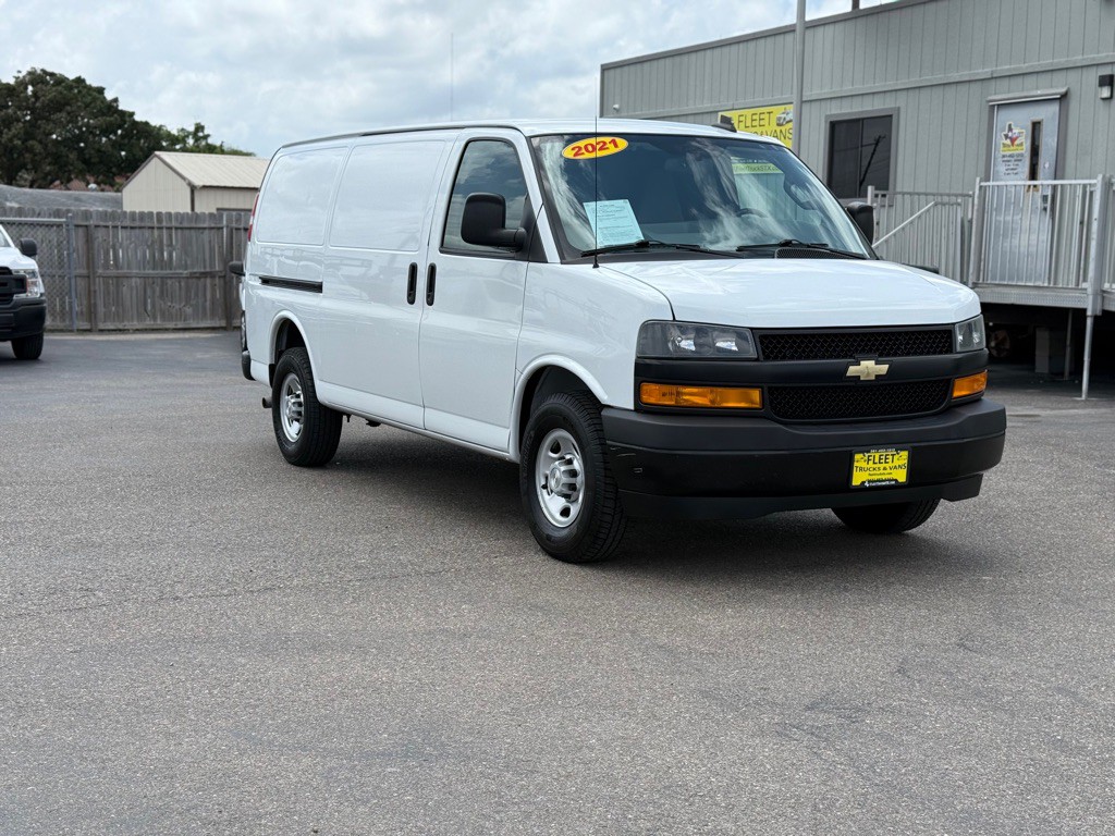 2021 Chevrolet Express Image 3
