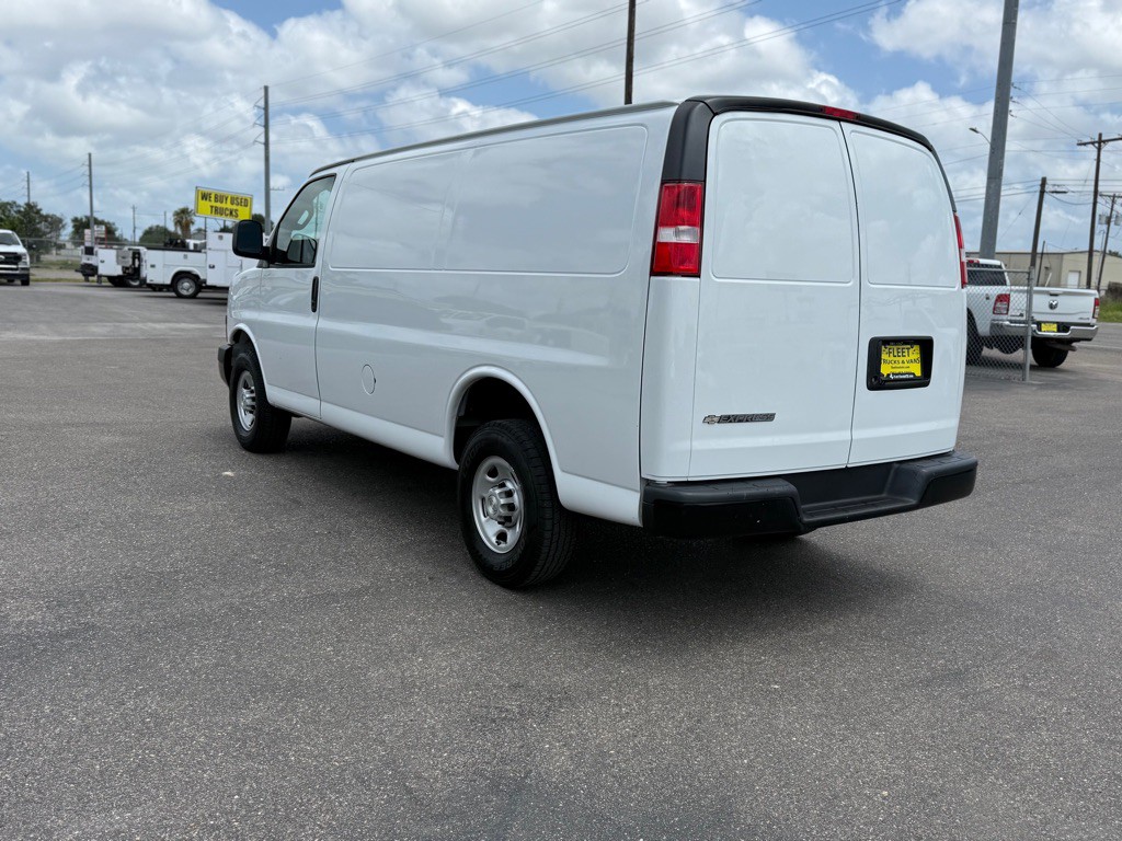 2021 Chevrolet Express Image 6