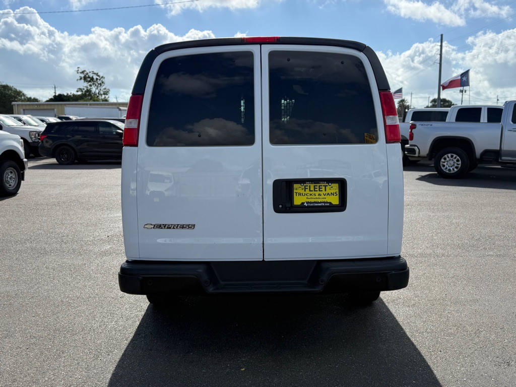 2020 Chevrolet Express Image 6
