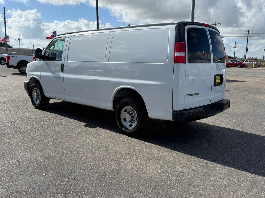2020 Chevrolet Express Image 7