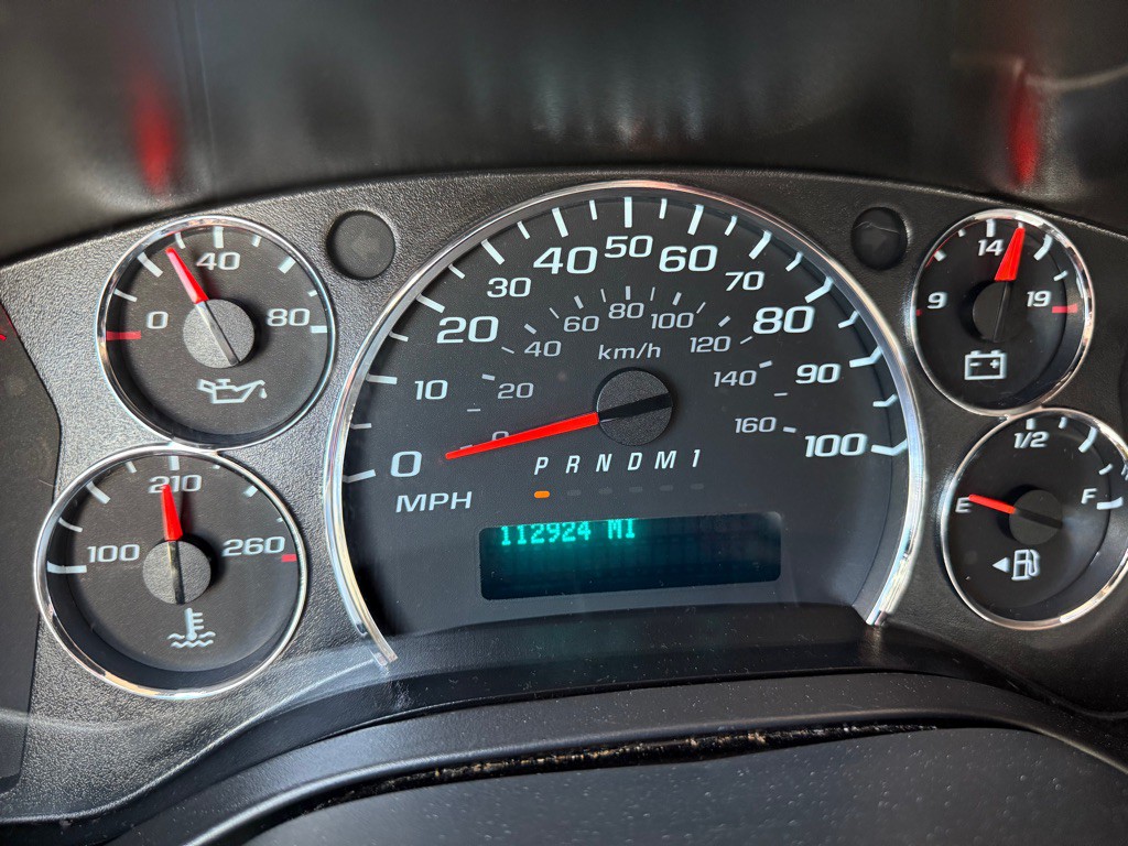 2020 Chevrolet Express Image 14