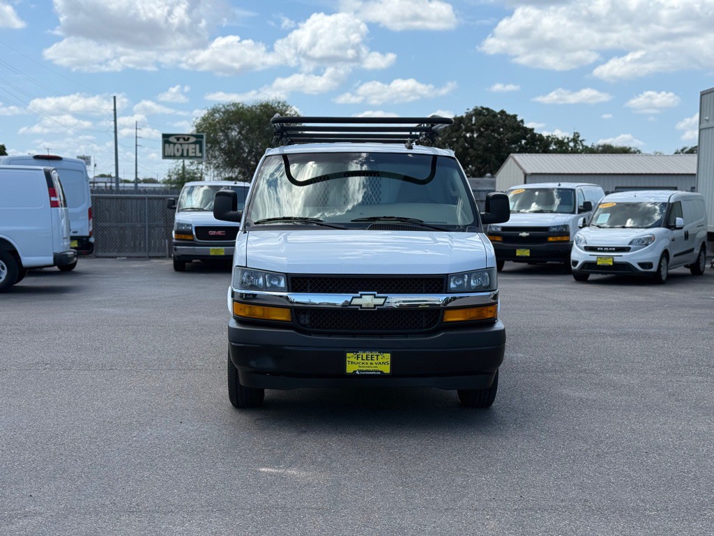 2019 Chevrolet Express Image 2