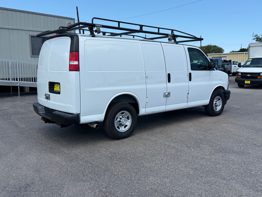 2019 Chevrolet Express Image 5