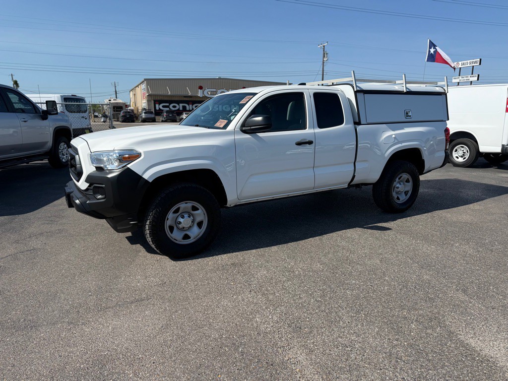 2021 Toyota Tacoma Image 1