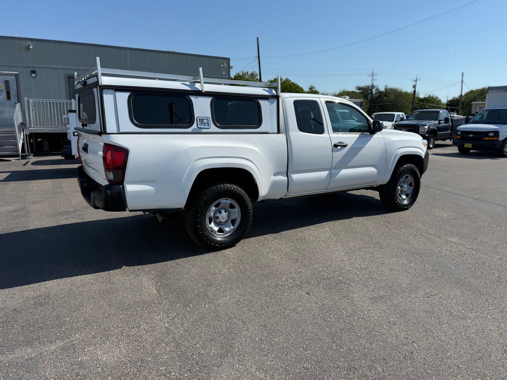 2021 Toyota Tacoma Image 2