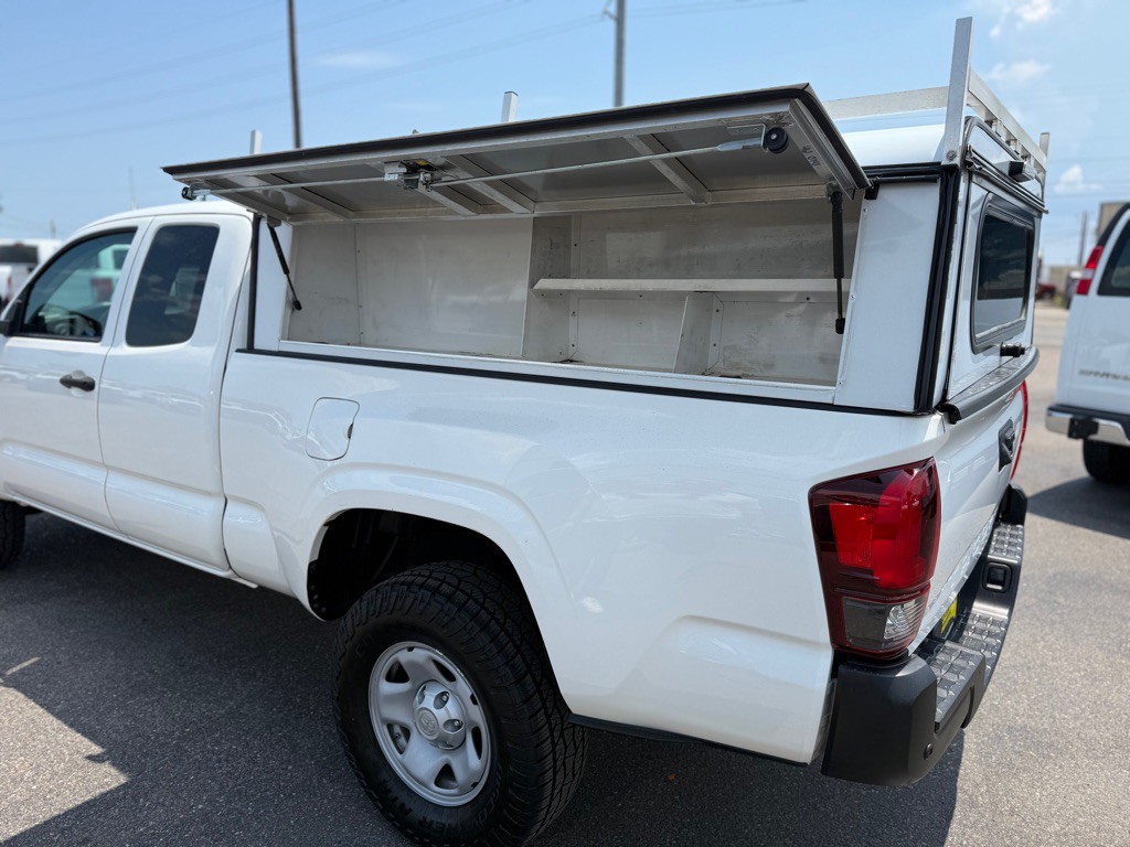 2021 Toyota Tacoma Image 11