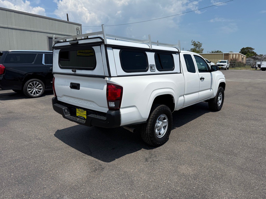 2021 Toyota Tacoma Image 2