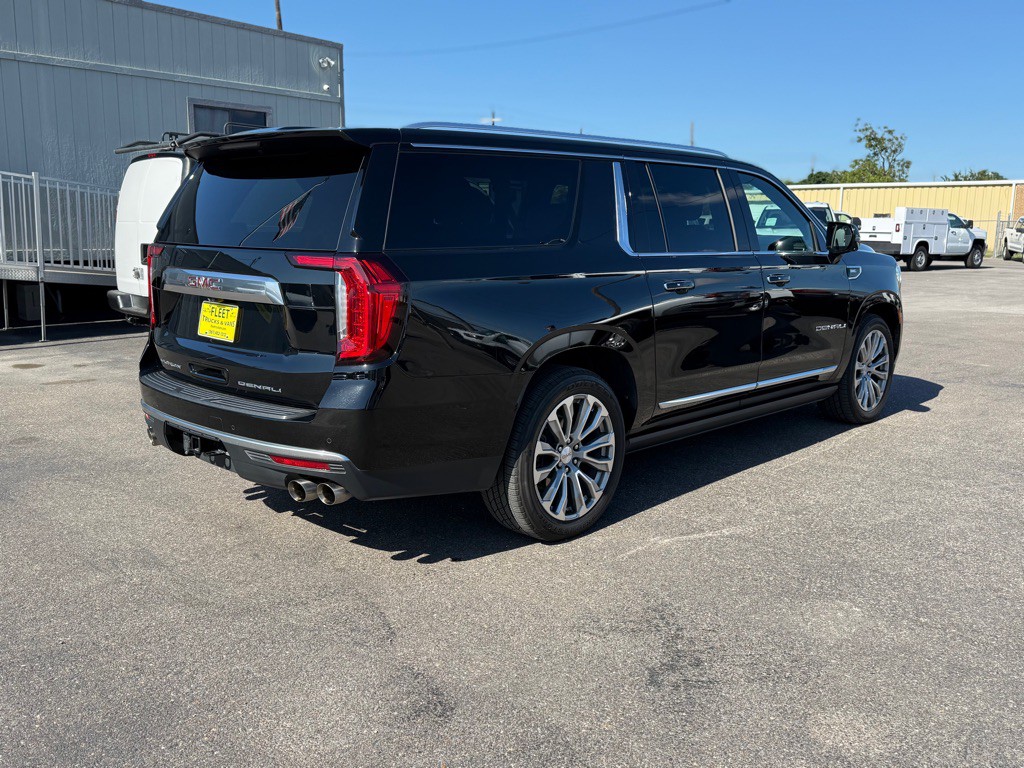 2022 GMC Yukon Image 5