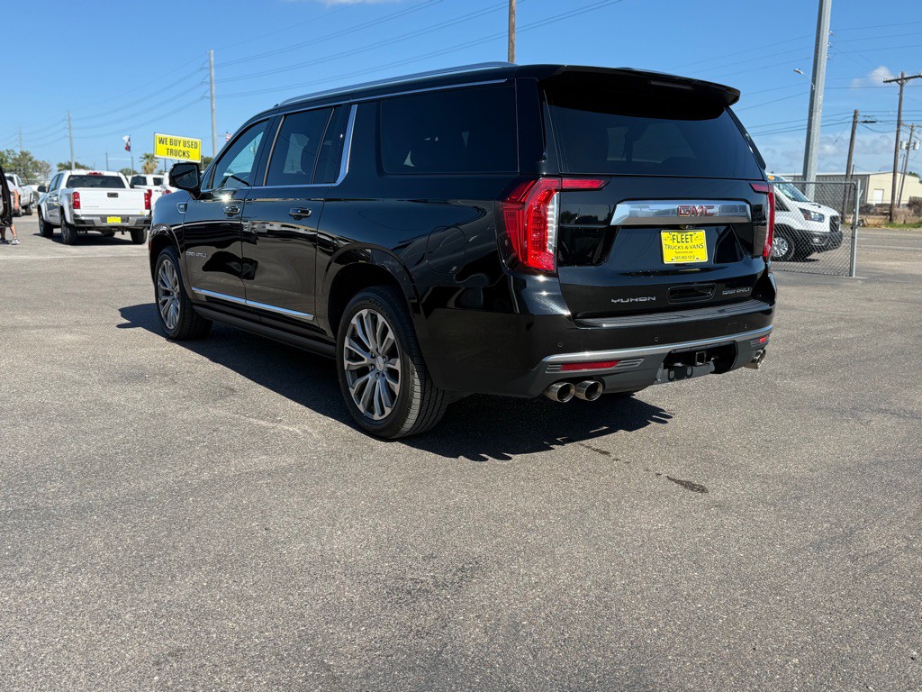 2022 GMC Yukon Image 7