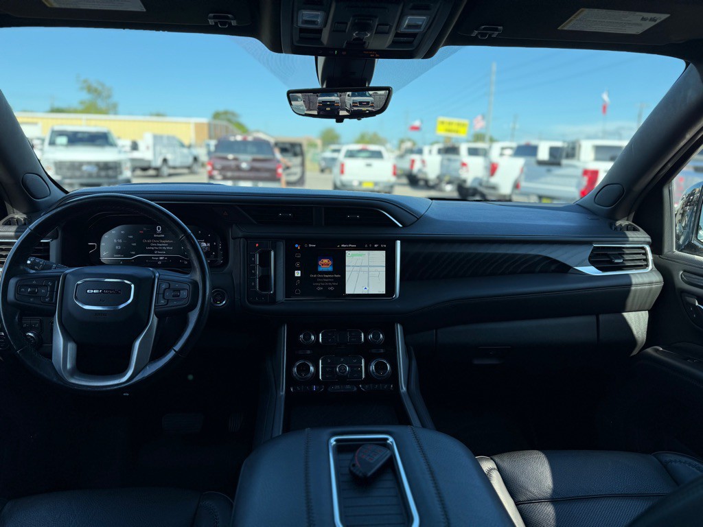 2022 GMC Yukon Image 15