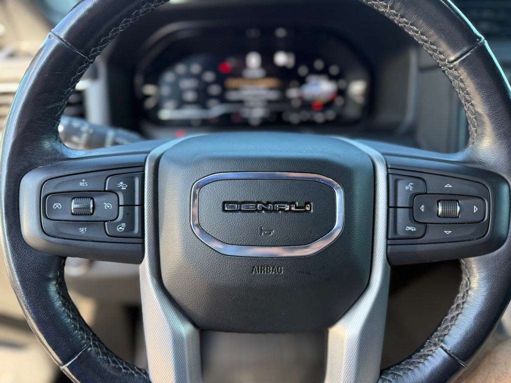 2022 GMC Yukon Image 20