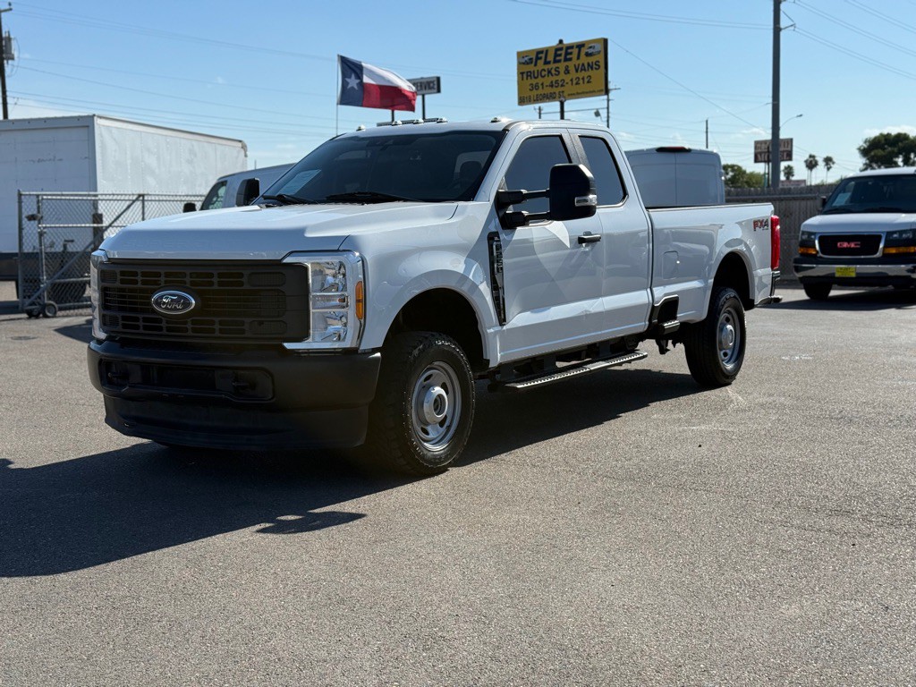 2023 Ford F-250 Image 1