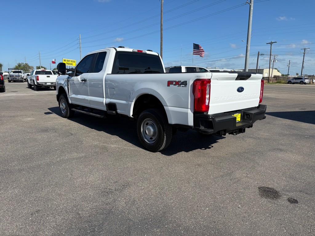 2023 Ford F-250 Image 7
