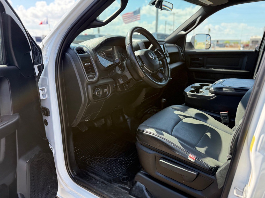 2022 RAM 2500 Image 9