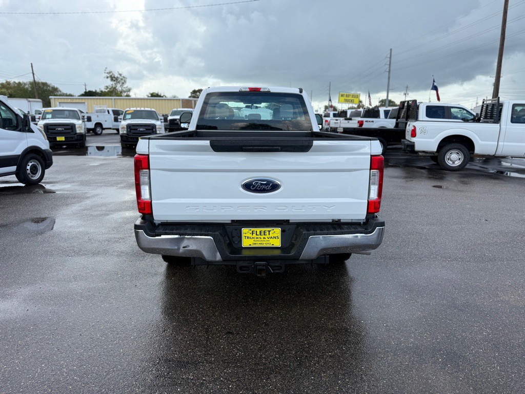 2017 Ford F-350 Image 6