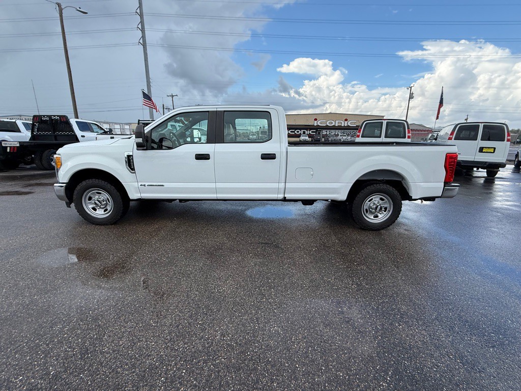 2017 Ford F-350 Image 8