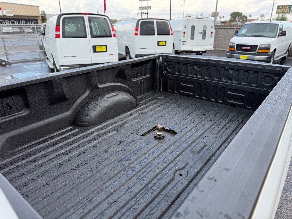 2017 Ford F-350 Image 11