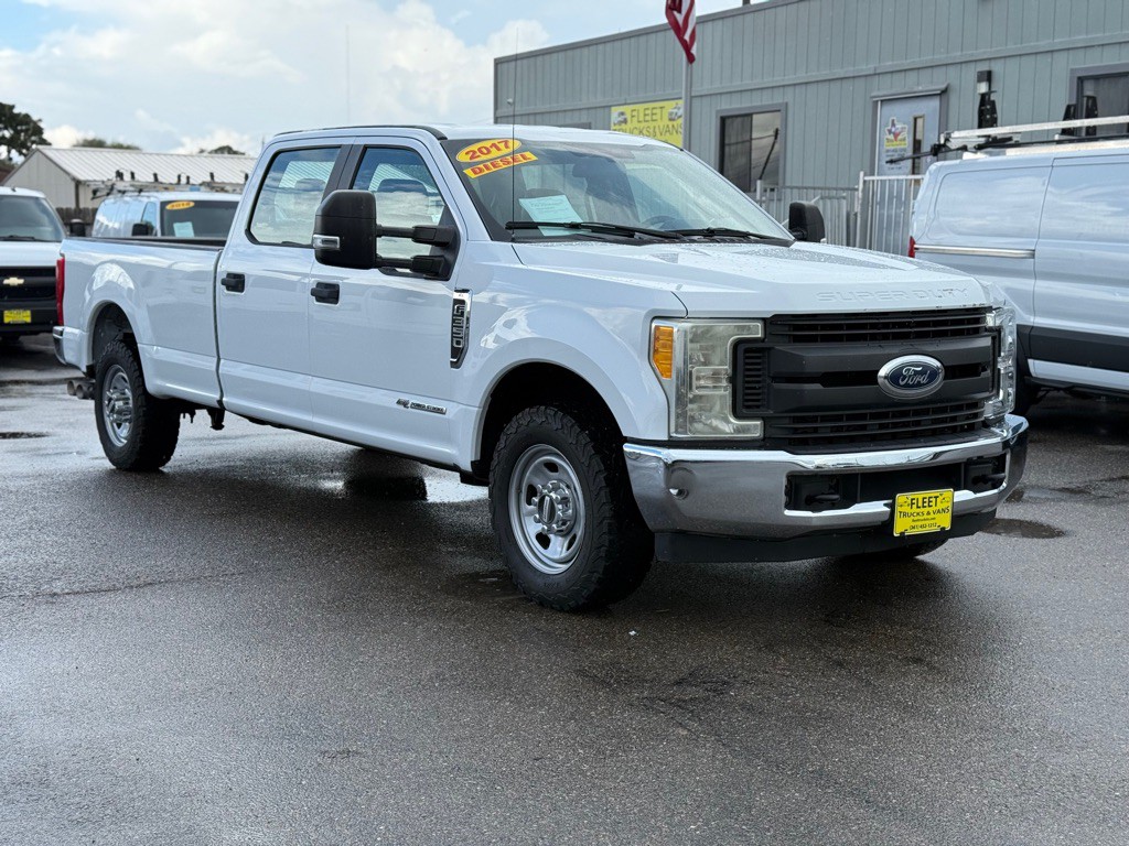 2017 Ford F-350 Image 4