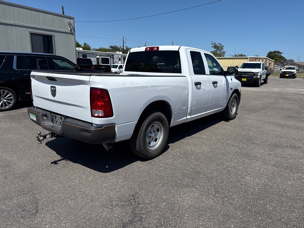2022 RAM 1500 Image 2