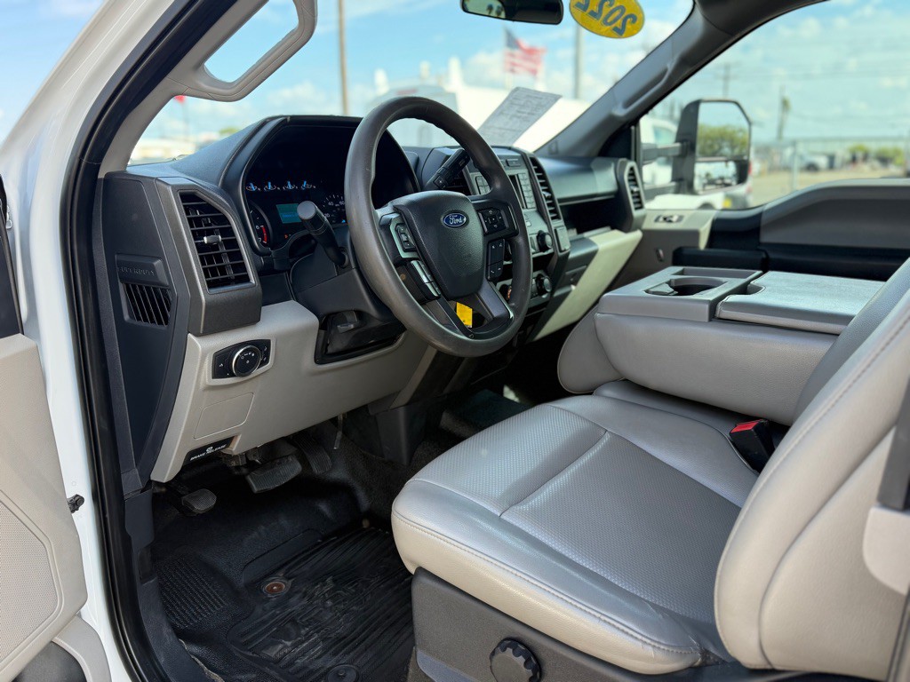 2022 Ford F-250 Image 9