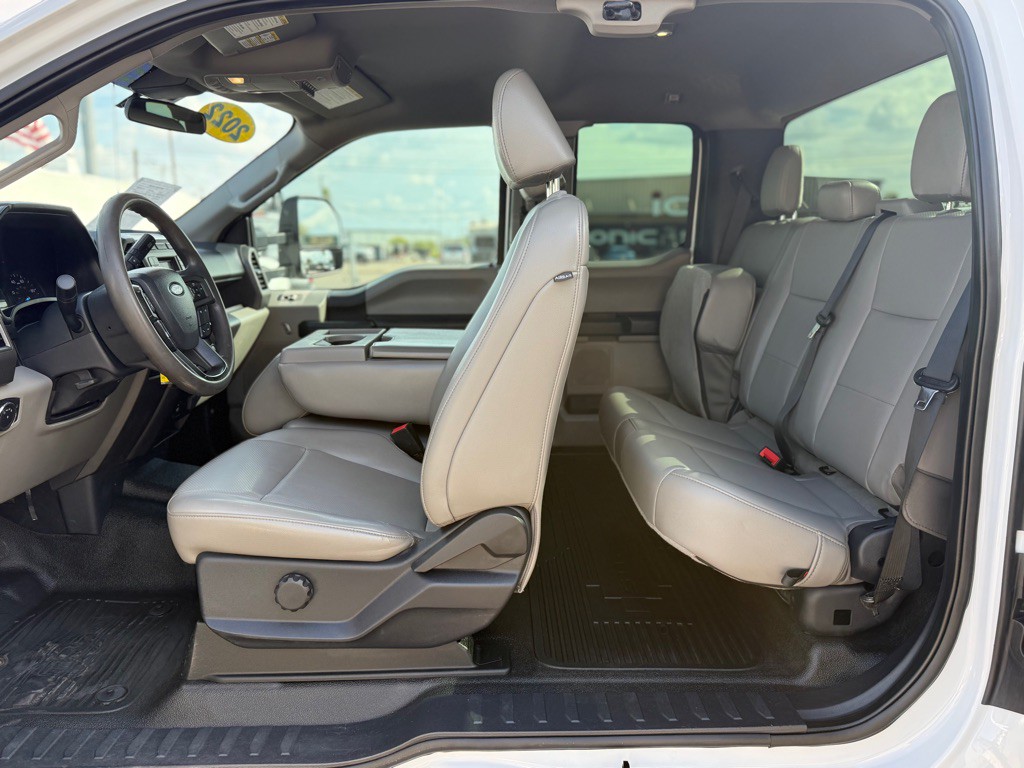 2022 Ford F-250 Image 10