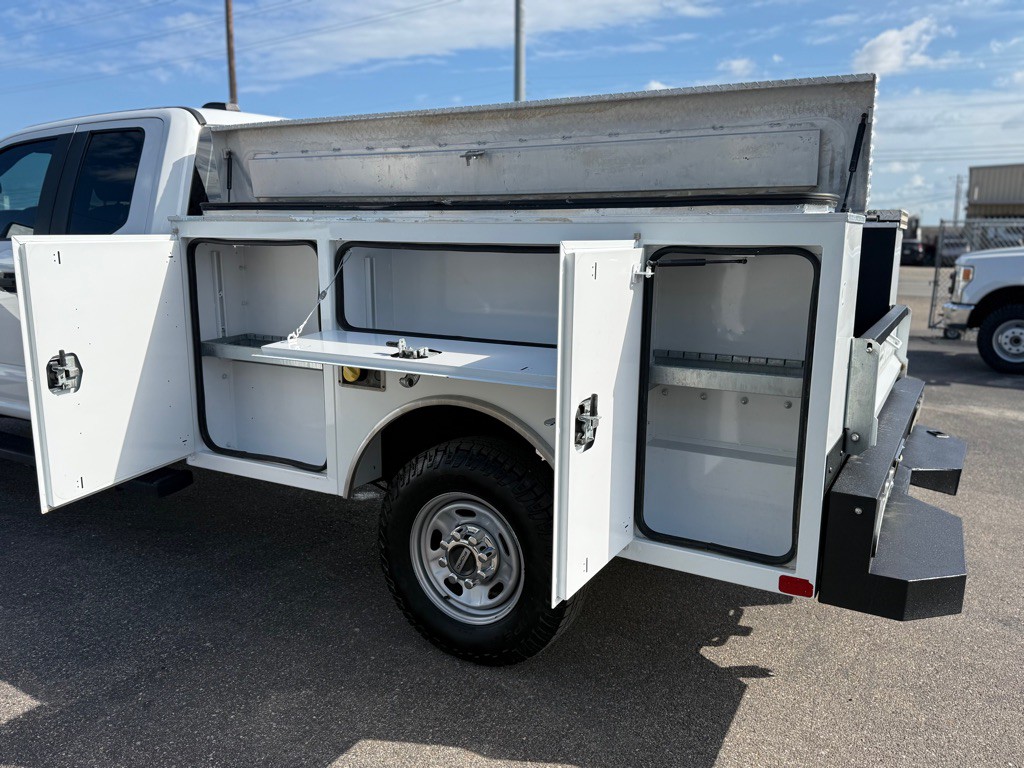 2022 Ford F-250 Image 11