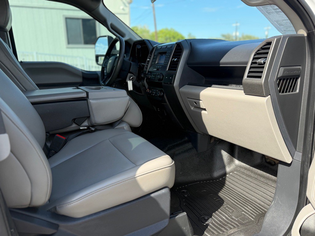 2022 Ford F-250 Image 13