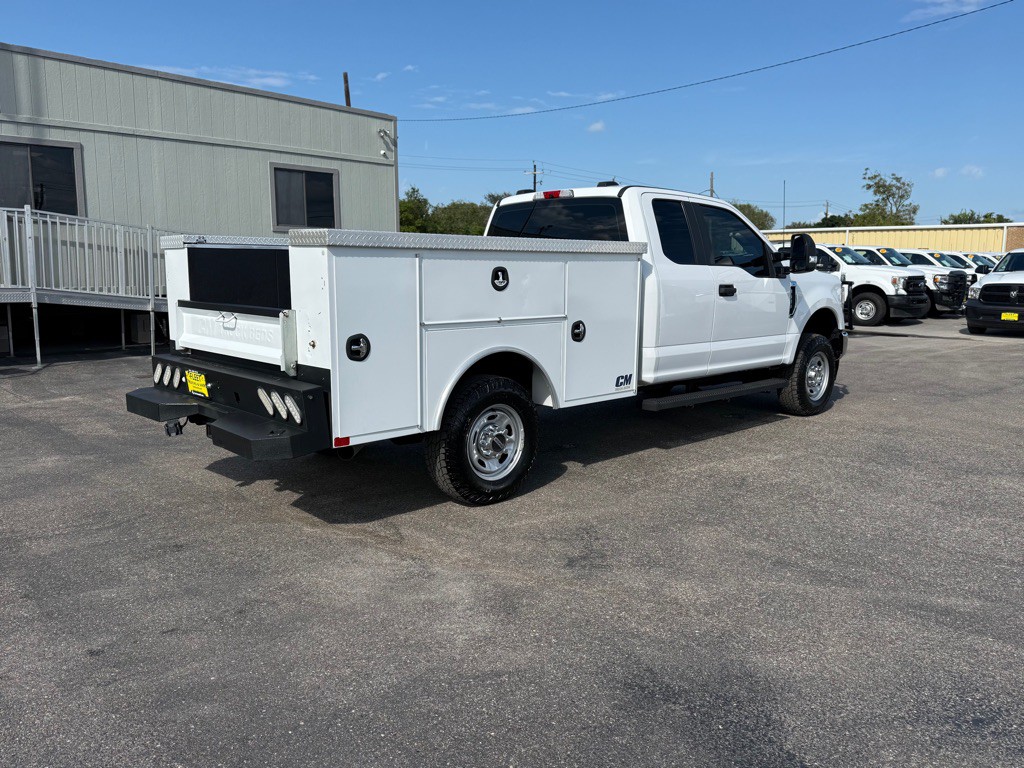 2022 Ford F-250 Image 2