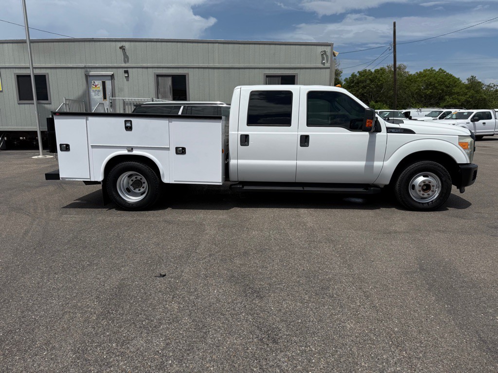2015 Ford F-350 Image 4