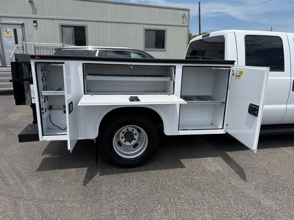 2015 Ford F-350 Image 12