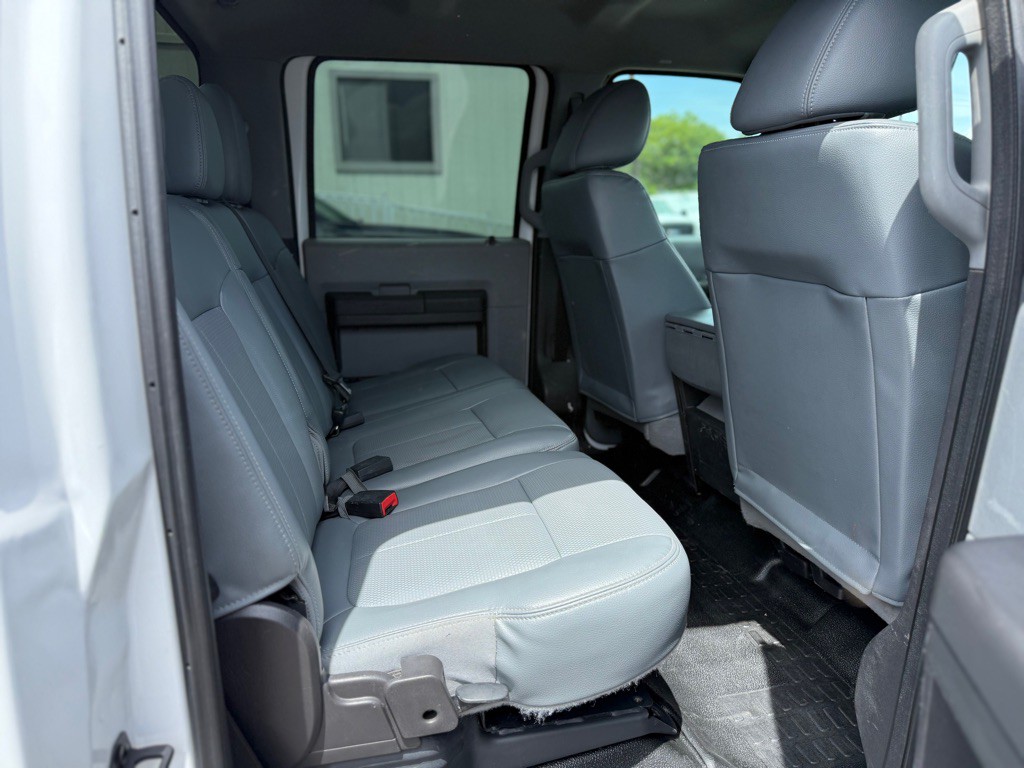 2015 Ford F-350 Image 14