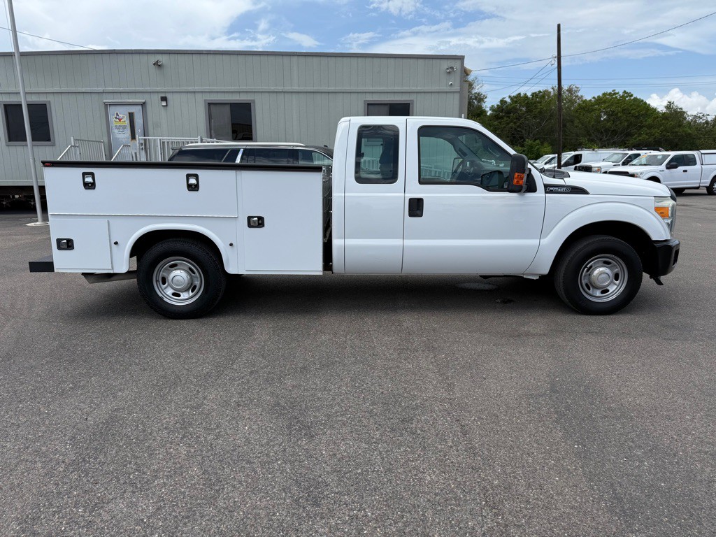 2015 Ford F-250 Image 4