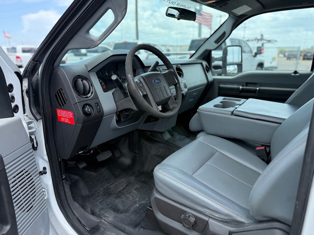 2015 Ford F-250 Image 9