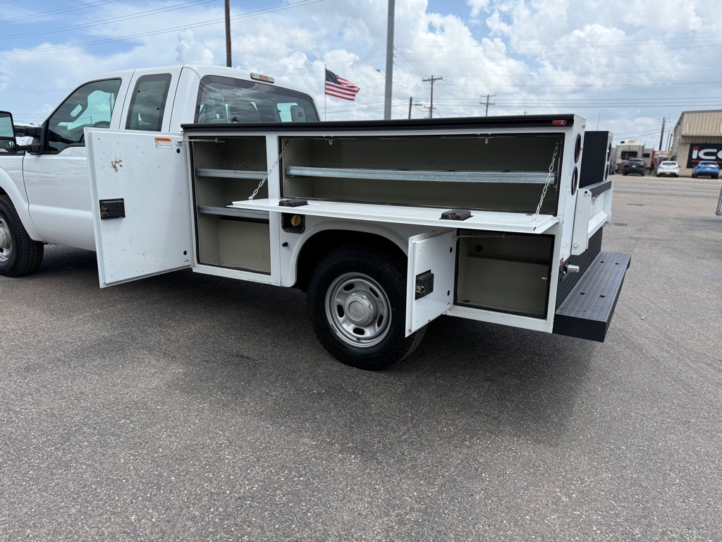 2015 Ford F-250 Image 11