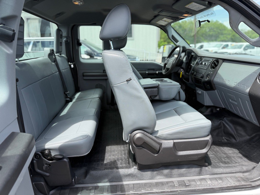 2015 Ford F-250 Image 14