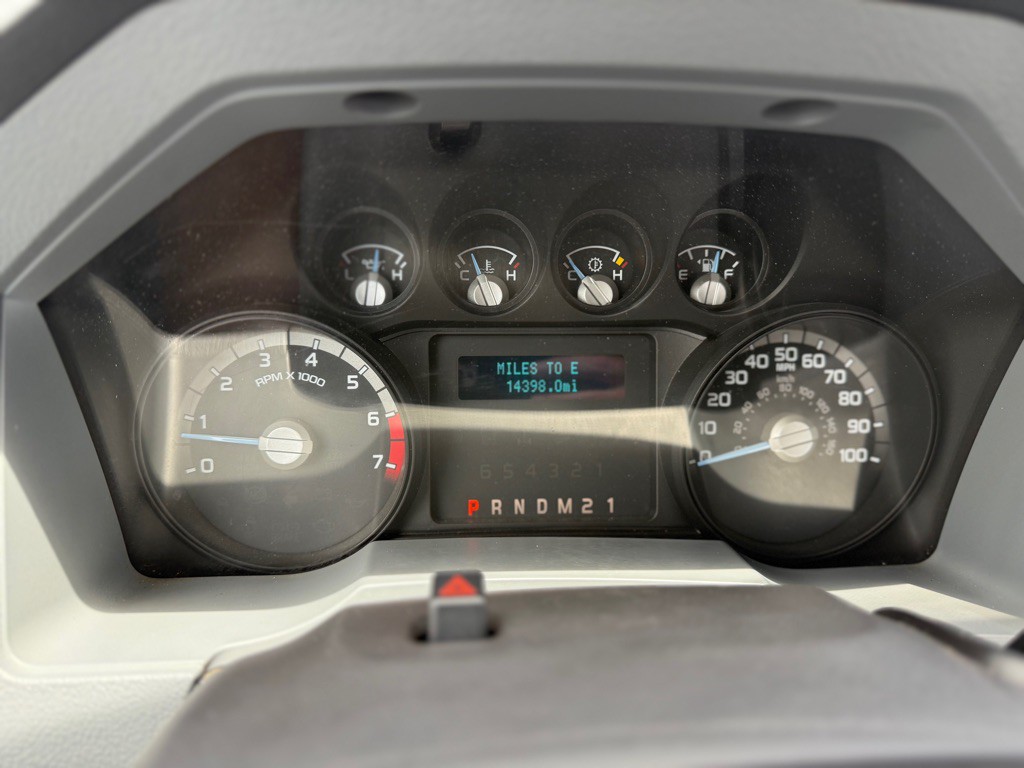2015 Ford F-250 Image 16