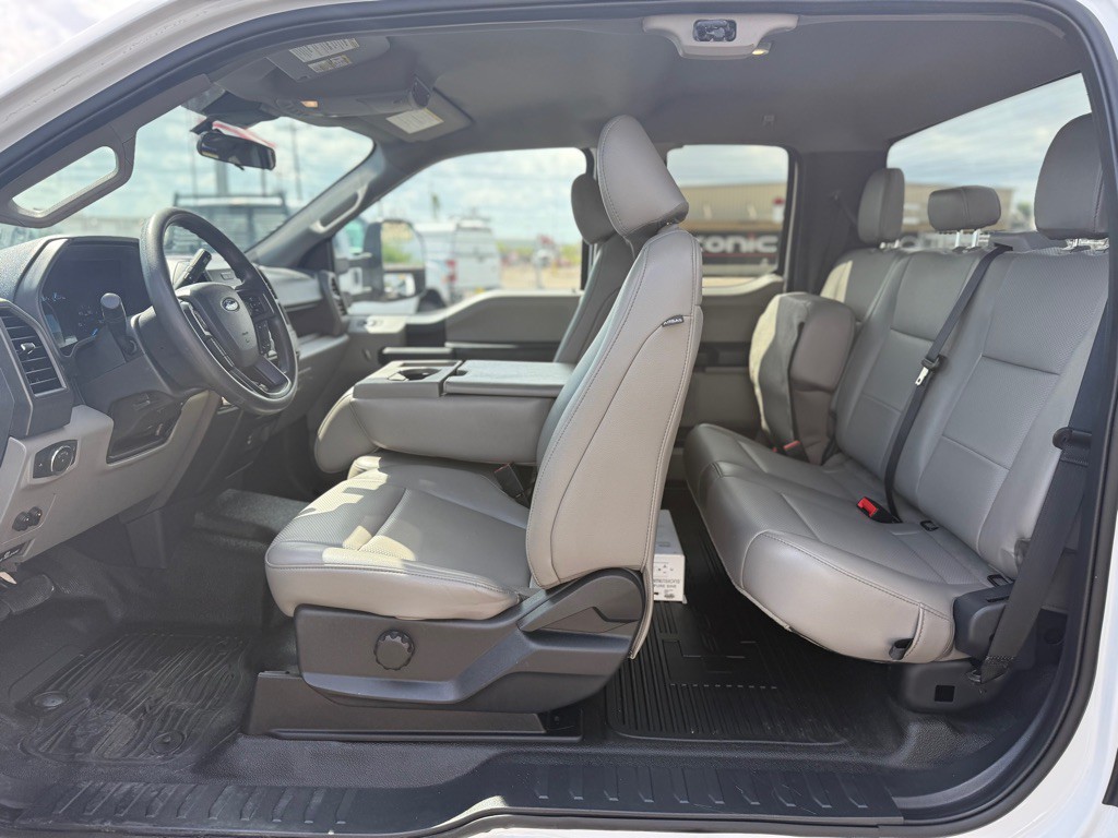 2022 Ford F-250 Image 11