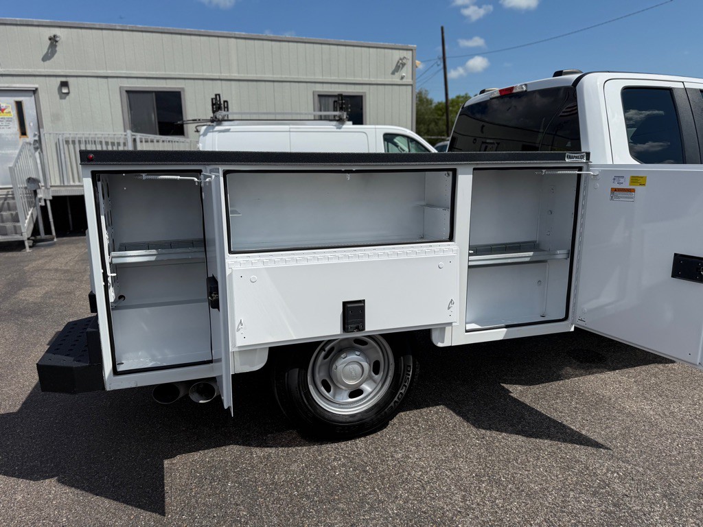 2022 Ford F-250 Image 13